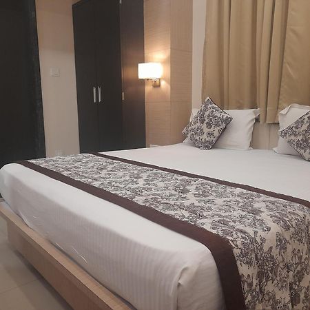 Variety Inn Patna  Extérieur photo