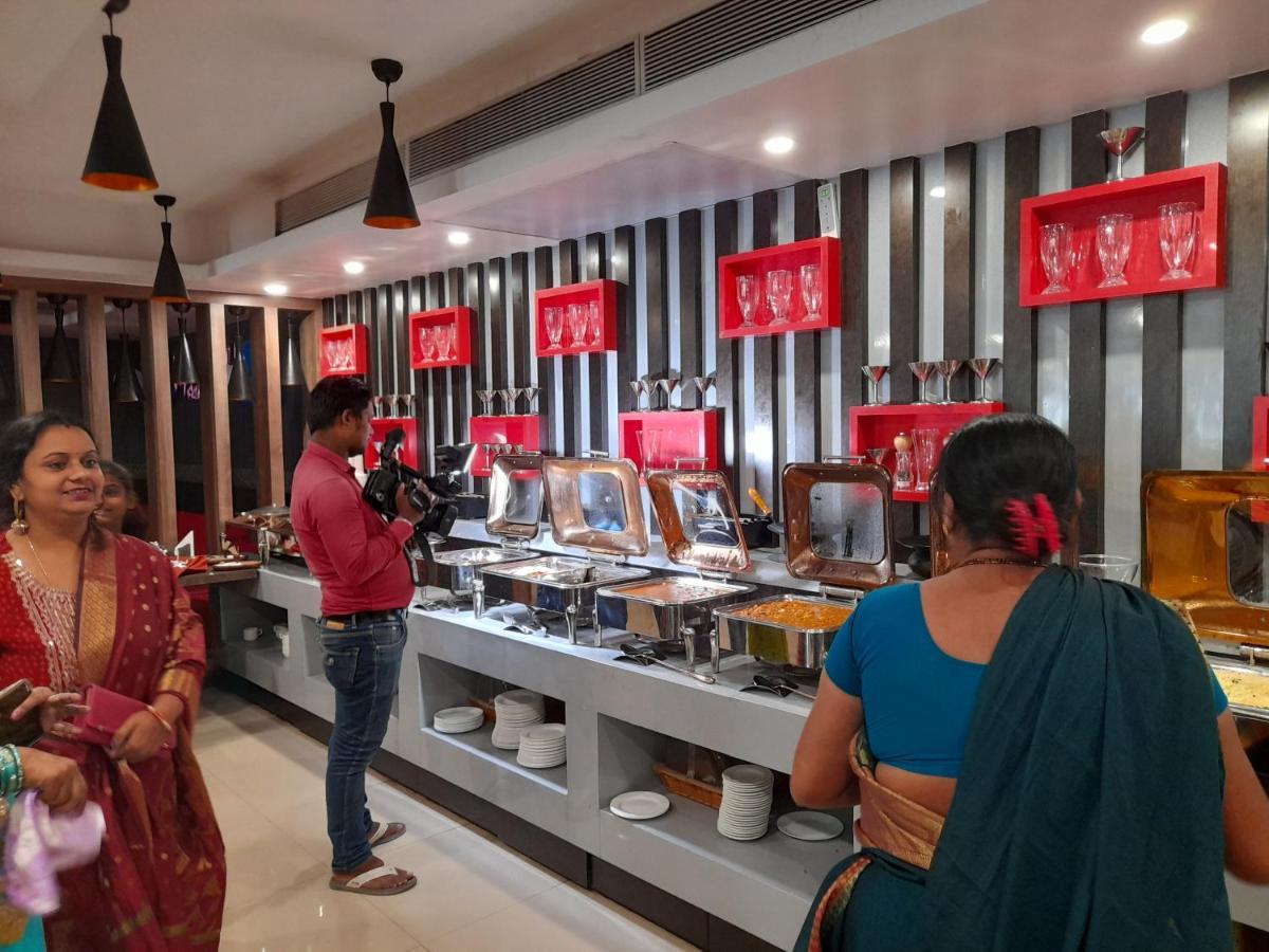 Variety Inn Patna  Extérieur photo