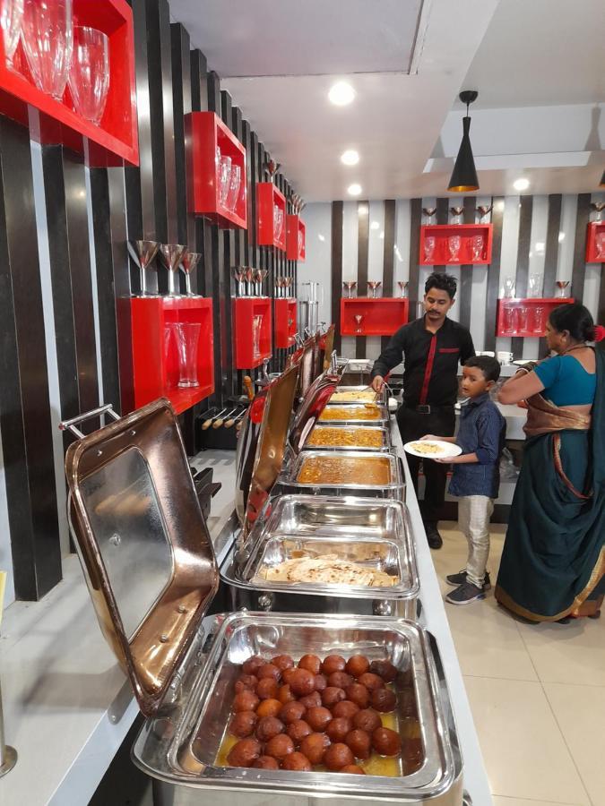 Variety Inn Patna  Extérieur photo