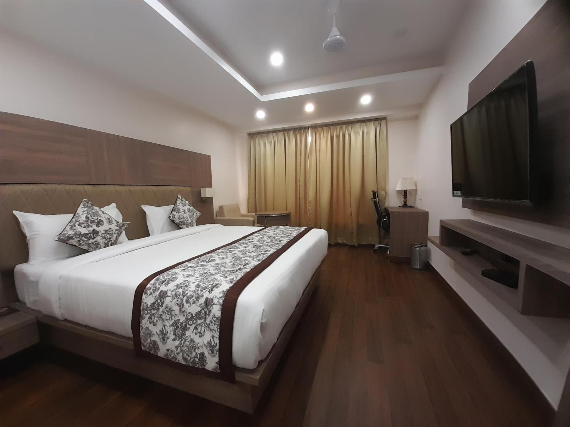 Variety Inn Patna  Extérieur photo