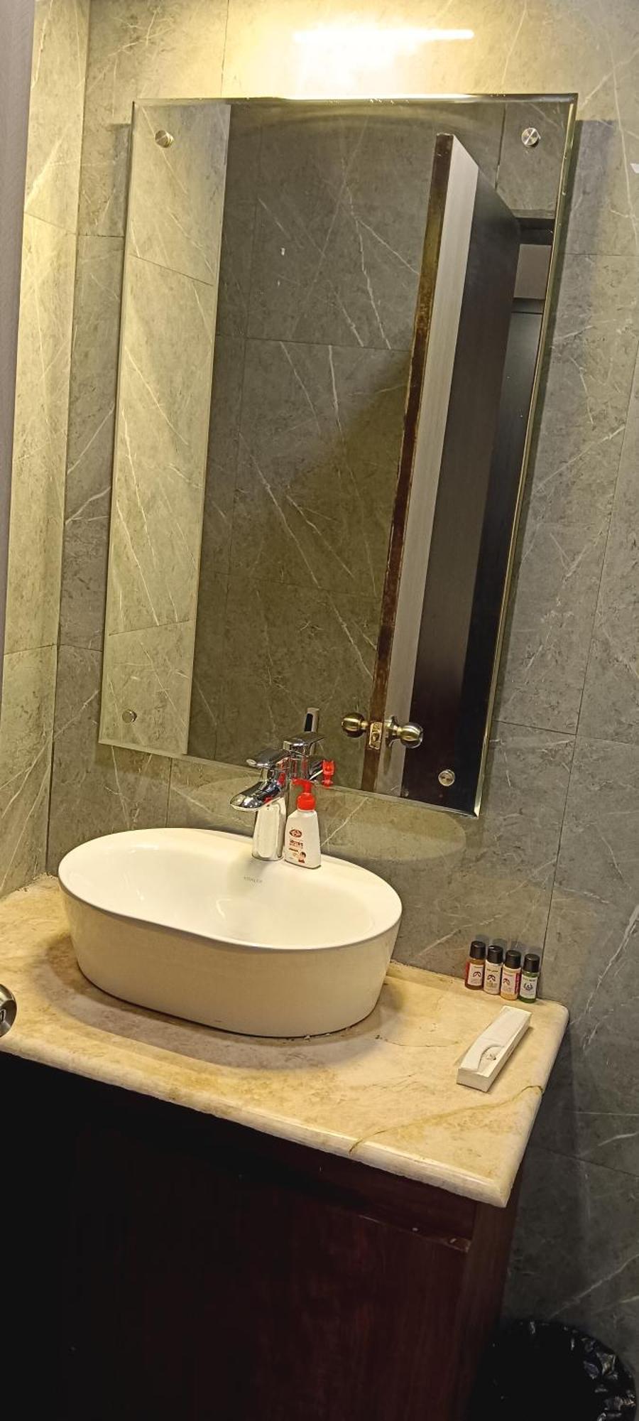Variety Inn Patna  Extérieur photo